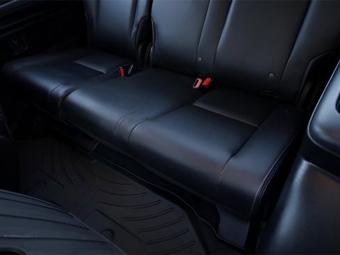 Used 2024 Subaru Ascent Touring image 22