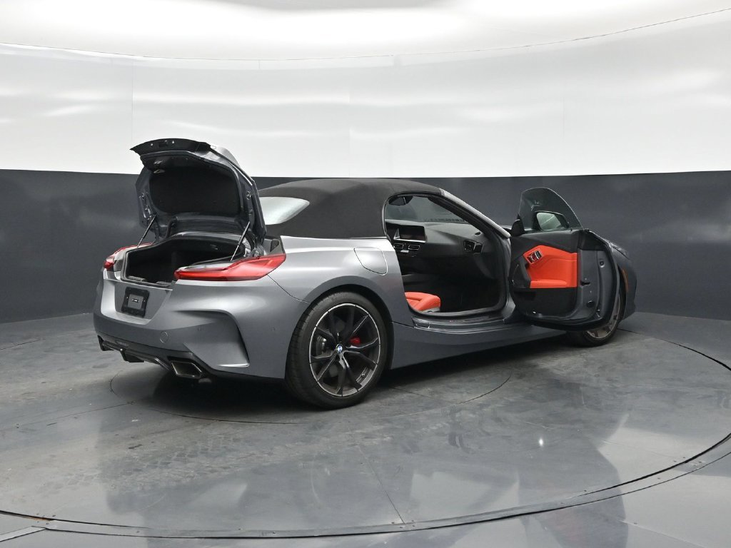 Used 2025 BMW Z4 M40i w/ Edition RWD image 6