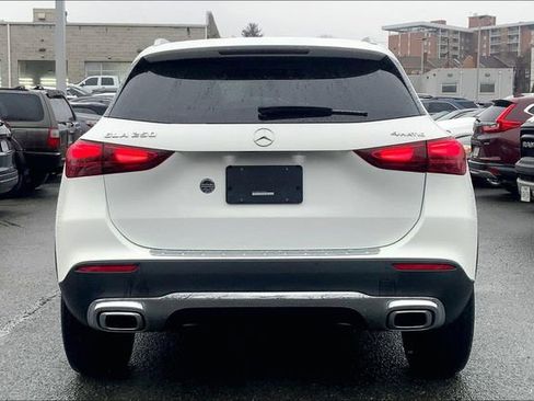Used 2025 Mercedes-Benz GLA 250 4MATIC image 3