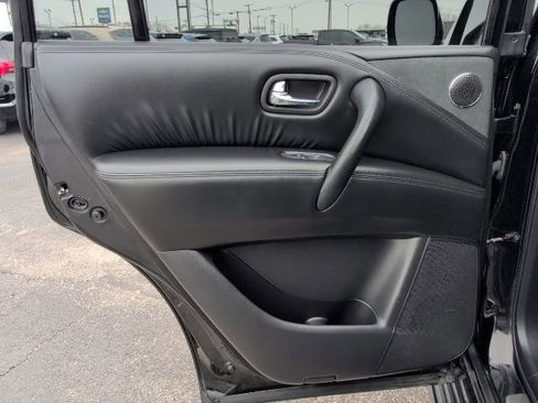 Used 2022 Nissan Armada SL w/ Midnight Edition Package image 10