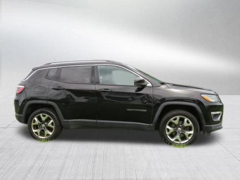 Used 2019 Jeep Compass Limited AWD/4WD image 2