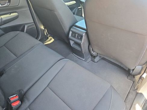 Used 2025 Honda CR-V LX image 11