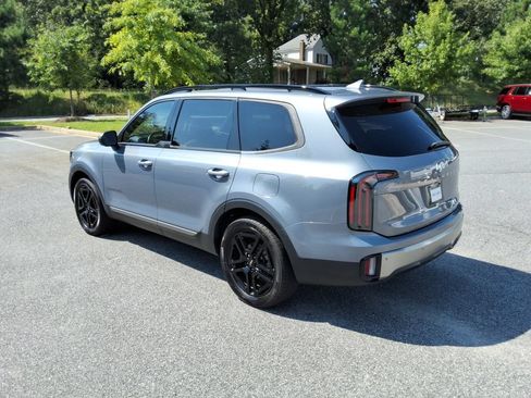 Used 2023 Kia Telluride EX X-Line AWD/4WD image 7