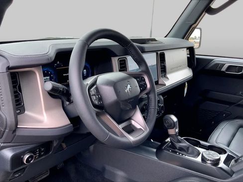 New 2026 Ford Bronco Outer Banks AWD/4WD image 8