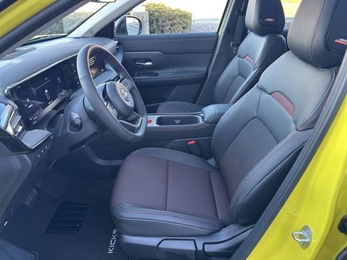 New 2026 Nissan Kicks SR w/ SR Premium Package image 25