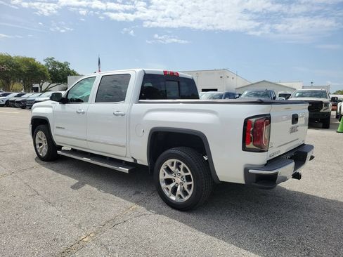 Used 2018 GMC Sierra 1500 SLT AWD/4WD image 3