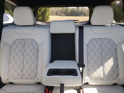 New 2026 Jeep Cherokee Overland AWD/4WD image 14