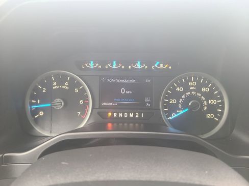 Used 2016 Ford F150 XLT w/ Equipment Group 302A Luxury image 34