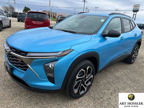 New 2026 Chevrolet Trax RS w/ Driver Confidence Package FWD image 1