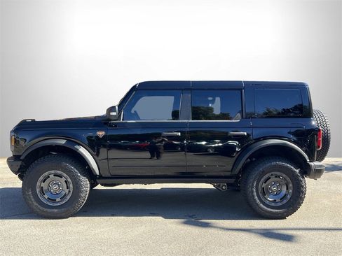 New 2025 Ford Bronco Badlands image 21