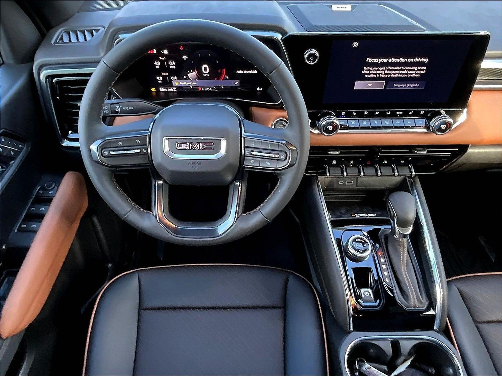 New 2026 GMC Canyon AT4 w/ Technology Plus Package AWD/4WD image 9