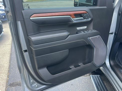 Used 2023 GMC Sierra 1500 Denali w/ Denali Reserve Package AWD/4WD image 23