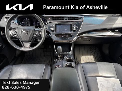 Used 2018 Toyota Avalon XLE FWD image 7