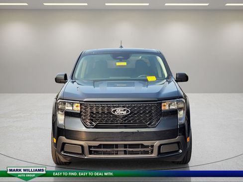 Used 2025 Ford Maverick XLT w/ Equipment Group 301A AWD/4WD image 9