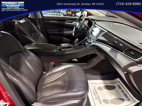 Used 2019 Buick LaCrosse Essence w/ Sun and Shade Package AWD/4WD image 27