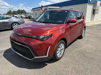 Used 2024 Kia Soul LX w/ Option Group 015