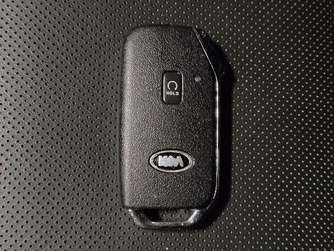 Used 2021 Kia Telluride S image 32