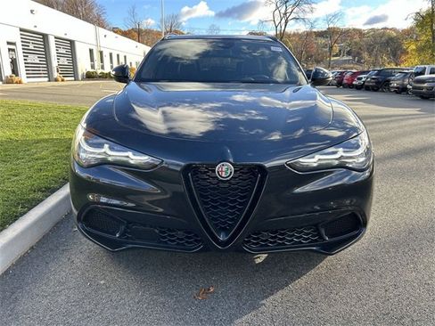 New 2025 Alfa Romeo Stelvio Sprint w/ Convenience Package image 3