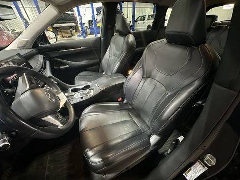 Used 2023 INFINITI QX60 Sensory w/ Vision Package AWD/4WD image 17