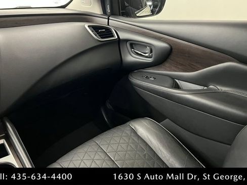 Used 2019 Nissan Murano Platinum w/ Cargo Package image 10
