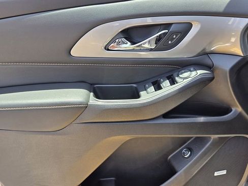 Used 2019 Chevrolet Traverse RS w/ LPO, Floor Liner Package AWD/4WD image 20