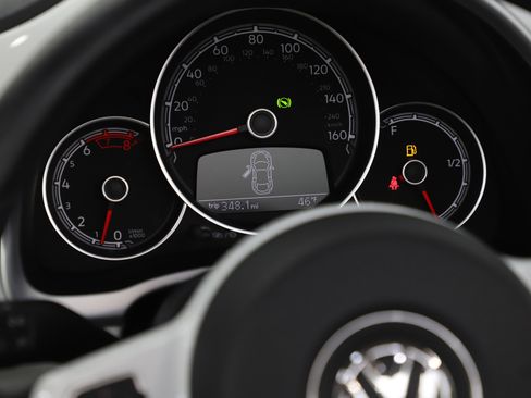 Used 2019 Volkswagen Beetle 2.0T SE image 21