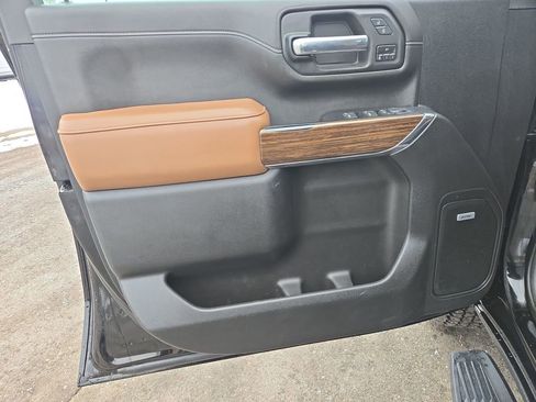 Used 2023 Chevrolet Silverado 3500 High Country image 12