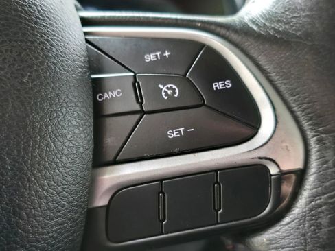 Used 2016 Jeep Renegade Trailhawk image 26