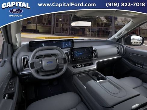 New 2026 Ford Expedition Max Active RWD image 10