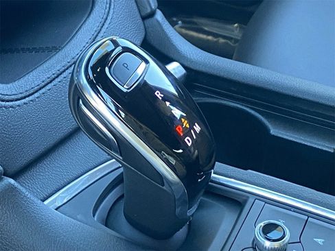 Certified 2025 Cadillac XT5 Premium Luxury image 31