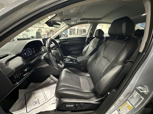 Used 2023 Honda Accord Touring image 7