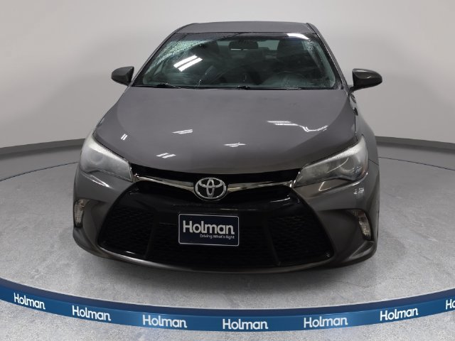 Used 2017 Toyota Camry SE FWD image 3