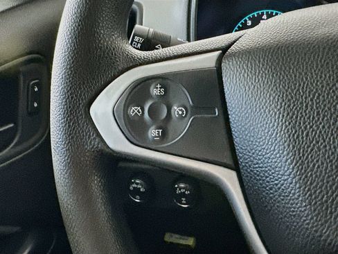 Used 2022 Chevrolet Colorado W/T w/ WT Convenience Package AWD/4WD image 25
