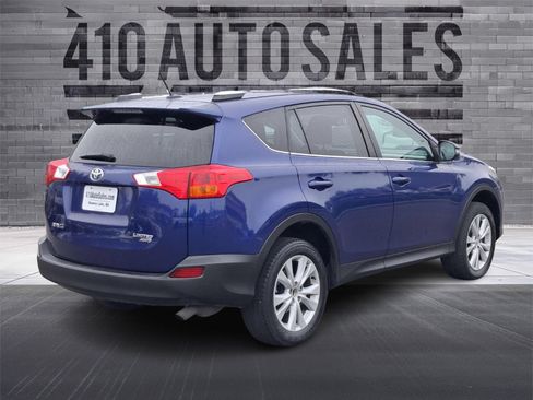 Used 2014 Toyota RAV4 Limited w/ Technology Package AWD/4WD image 3