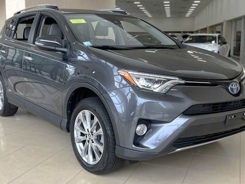 Used 2018 Toyota RAV4 Limited AWD/4WD image 1