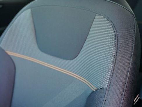 New 2026 Kia Niro LX FWD image 25
