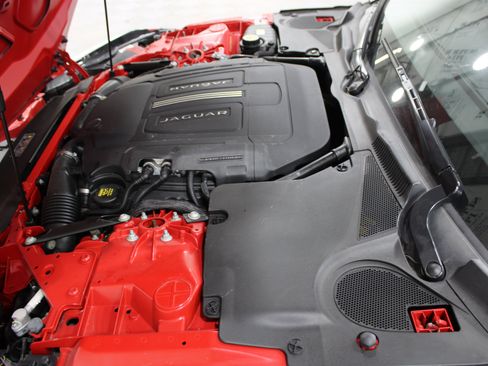 Used 2016 Jaguar F-TYPE Convertible RWD image 33