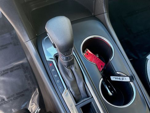 Used 2024 Chevrolet Equinox LS image 13