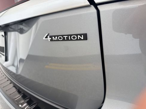New 2026 Volkswagen Atlas SEL Premium R-Line AWD/4WD image 8
