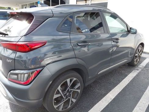 Used 2023 Hyundai Kona Limited image 3