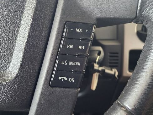 Used 2011 Ford F150 XLT w/ XLT Chrome Pkg image 24