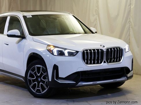 Used 2027 BMW X1 xDrive28i AWD/4WD image 2