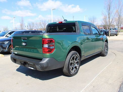Used 2025 Ford Maverick Lariat image 7