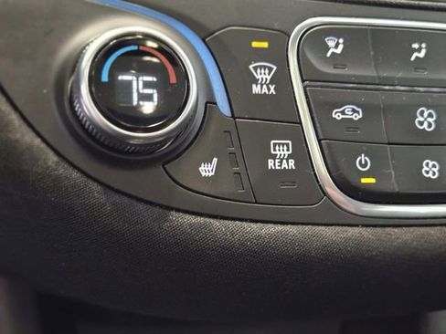 Used 2024 Chevrolet Malibu LT image 25