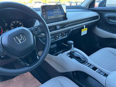 New 2026 Honda HR-V LX image 11