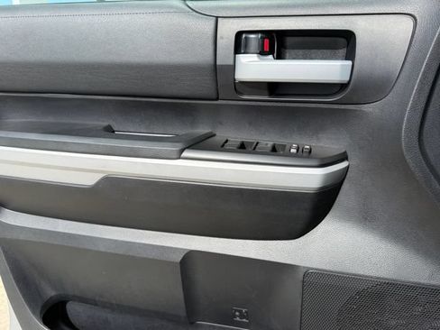 Used 2020 Toyota Tundra SR5 RWD image 21