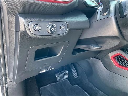 Used 2023 Chevrolet TrailBlazer RS w/ Convenience Package FWD image 30