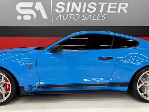 Used 2021 Ford Mustang Shelby GT500 w/ Technology Package image 12