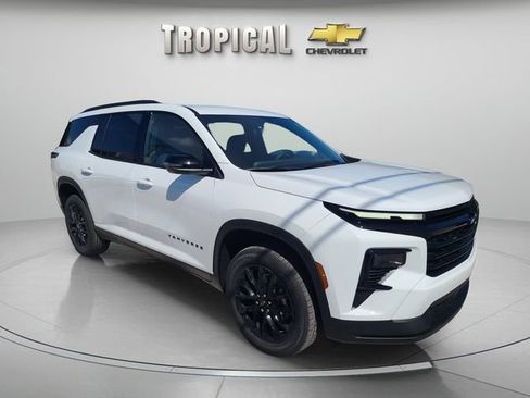 New 2026 Chevrolet Traverse LT w/ Midnight/Sport Edition image 7