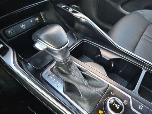 Used 2023 Kia Sorento S w/ Panoramic Sunroof Package image 20